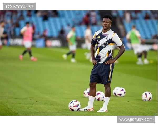 阿斯：皇马密切关注维尼修斯状态，并认为沙特的报价影响到他